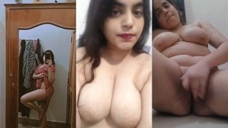 Horny Desi Girl Fingering Viral Video