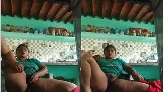 Punjabi Bhabhi Masturbating Viral Video