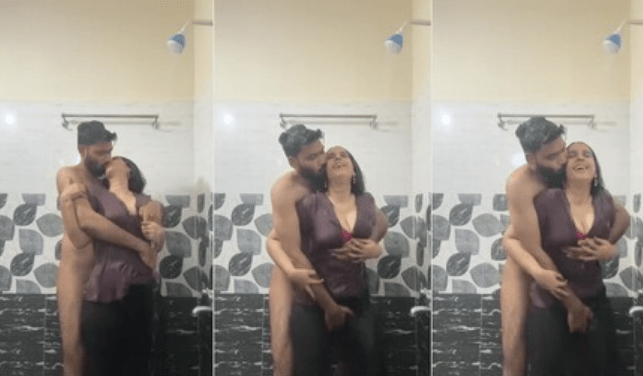 Horny Cheater Wife Fucking with Lover in Bathroom