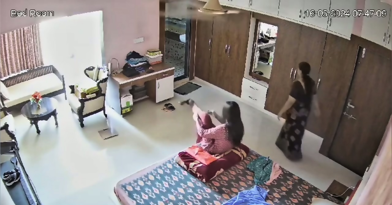 Sexy Daughter And Her Big Ass Indian Step Mother Changing Clothes CCTV Cam Recorded