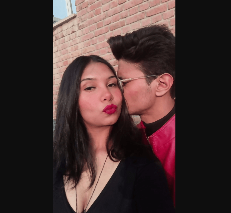 Sexy Noida Girl Ananya Showing Nude