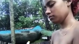 Desi Girl Recording Her Nude Shower