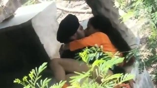 Punjabi Couple Sex on Park XXX Video