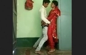 Bhabhi Gets Fucked in Standing Position by her Lover