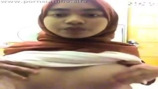 Hijabi Sexy Girl Showing Her Nude Body