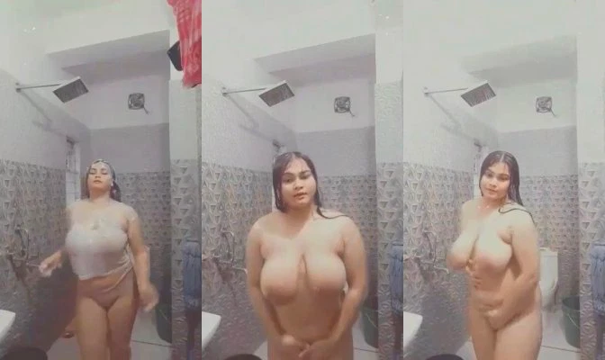 Horny Desi Girl Nude Bathing Viral XXX